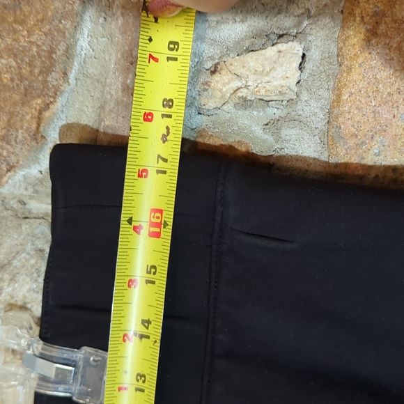 Studio by Torrid Cropped Legging - Picture 4 of 9